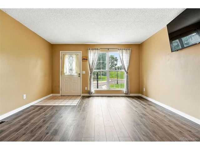 9762 W Cornell Pl, Lakewood, CO 80227
