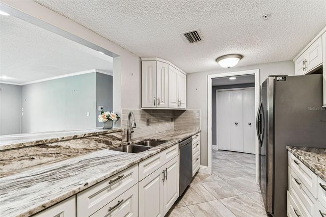 36750 US HIGHWAY 19 N 20201, Palm Harbor, FL 34684