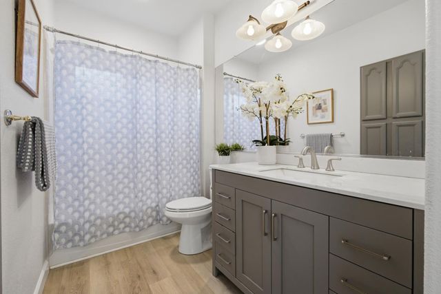 10140 Brenna Way, Elk Grove, CA 95757