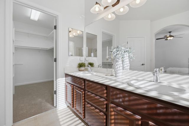 10140 Brenna Way, Elk Grove, CA 95757