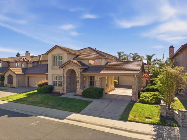 10140 Brenna Way, Elk Grove, CA 95757
