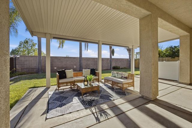 10140 Brenna Way, Elk Grove, CA 95757