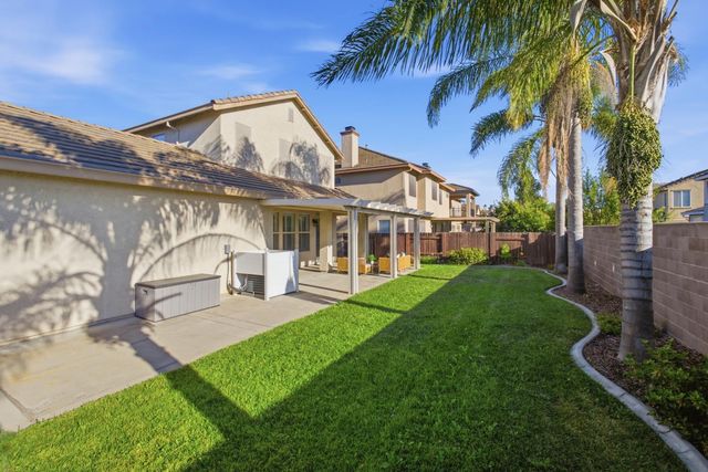 10140 Brenna Way, Elk Grove, CA 95757