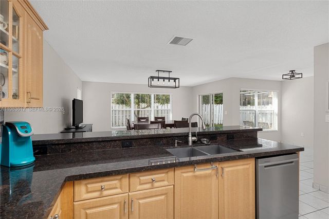 17422 SW 33rd St, Miramar, FL 33029