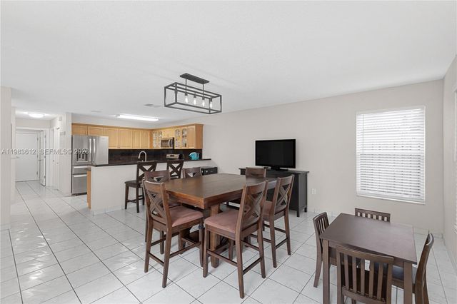 17422 SW 33rd St, Miramar, FL 33029