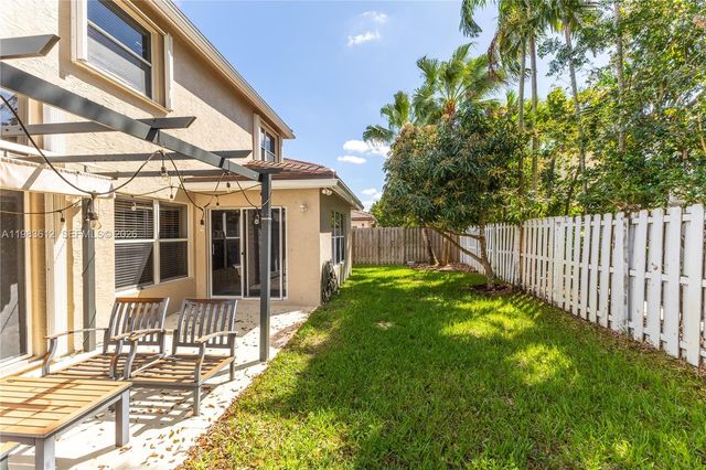 17422 SW 33rd St, Miramar, FL 33029