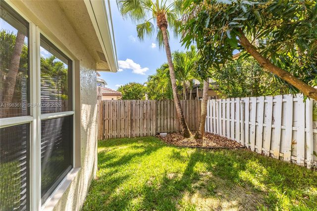 17422 SW 33rd St, Miramar, FL 33029