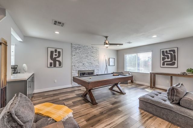 2625 East Russell Road, Las Vegas, NV 89120