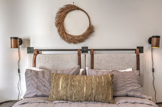 2625 East Russell Road, Las Vegas, NV 89120