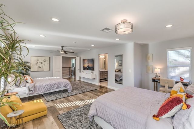 2625 East Russell Road, Las Vegas, NV 89120