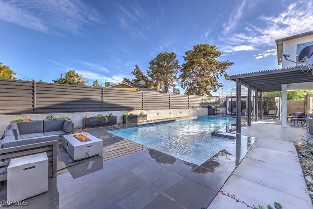 2625 East Russell Road, Las Vegas, NV 89120