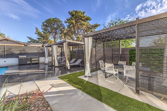 2625 East Russell Road, Las Vegas, NV 89120