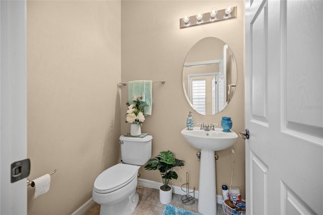 268 OAK LANDING LANE, Mulberry, FL 33860