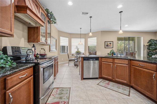 268 OAK LANDING LANE, Mulberry, FL 33860