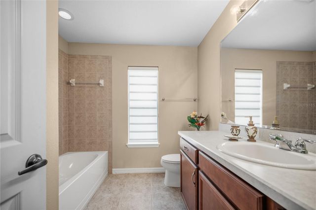 268 OAK LANDING LANE, Mulberry, FL 33860