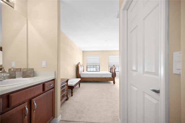 268 OAK LANDING LANE, Mulberry, FL 33860