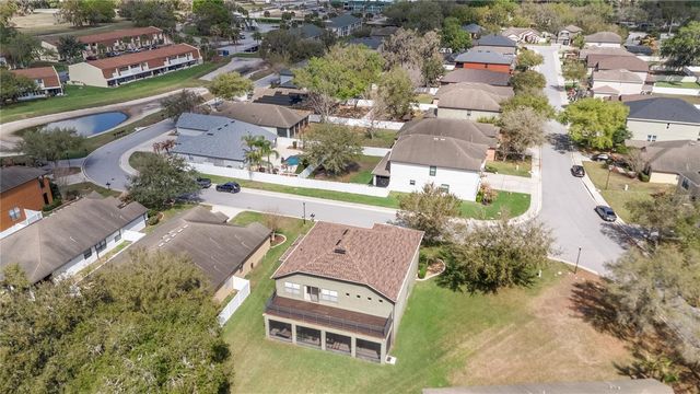 268 OAK LANDING LANE, Mulberry, FL 33860