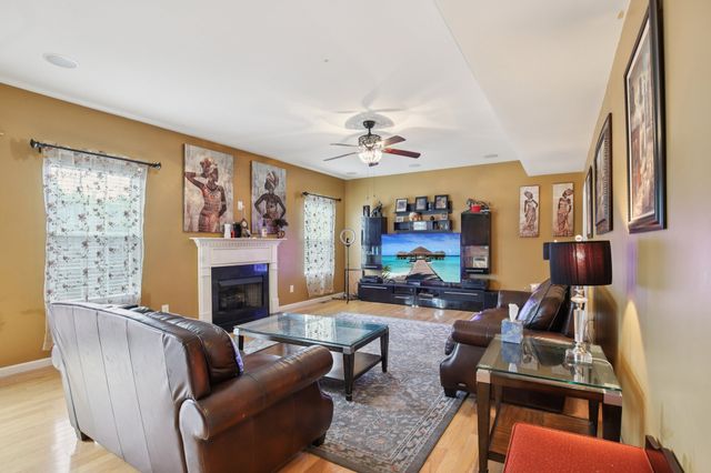 281 Cobblestone Lndg, Mount Juliet, TN 37122