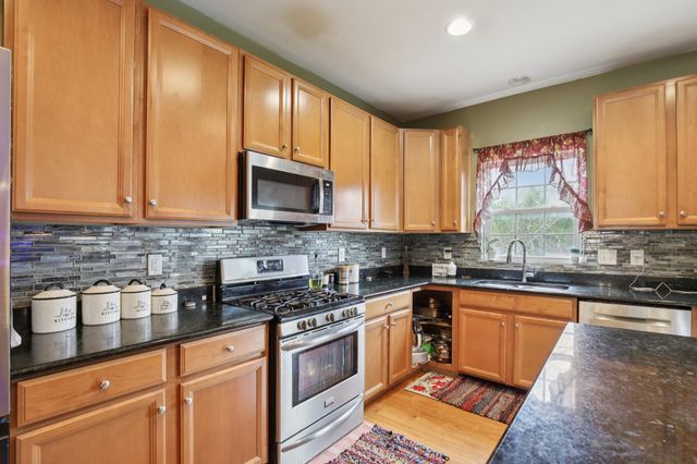 281 Cobblestone Lndg, Mount Juliet, TN 37122