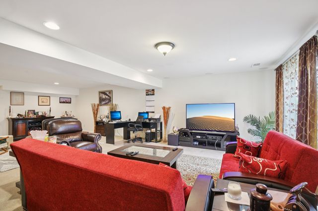 281 Cobblestone Lndg, Mount Juliet, TN 37122