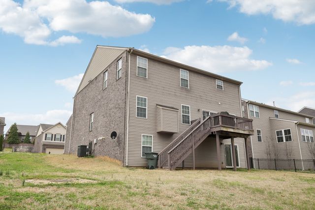 281 Cobblestone Lndg, Mount Juliet, TN 37122