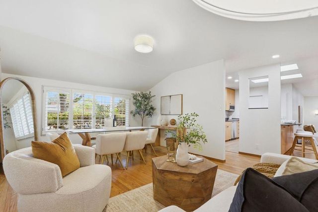 939 Poplar Avenue, Sunnyvale, CA 94086