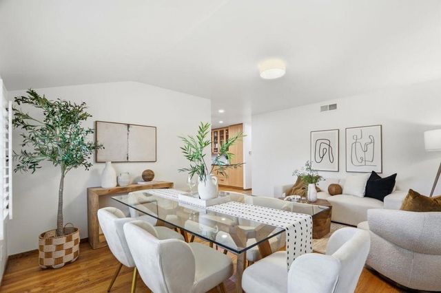 939 Poplar Avenue, Sunnyvale, CA 94086