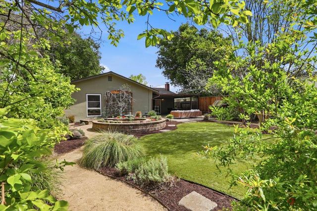 939 Poplar Avenue, Sunnyvale, CA 94086