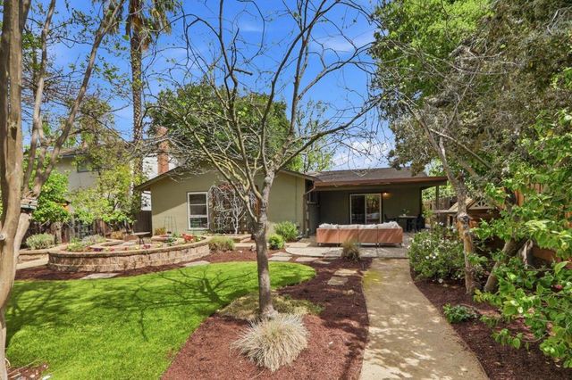 939 Poplar Avenue, Sunnyvale, CA 94086