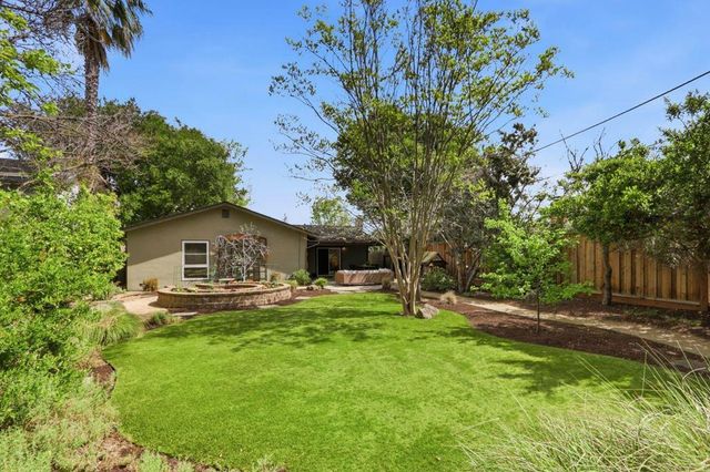 939 Poplar Avenue, Sunnyvale, CA 94086