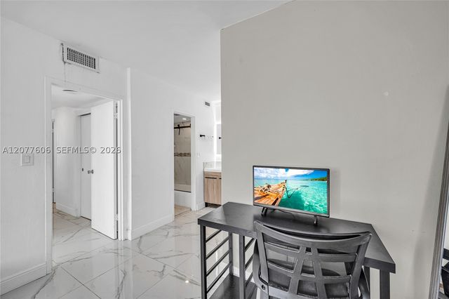 7545 E Treasure Dr 9A, North Bay Village, FL 33141