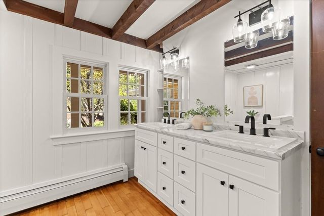 431 Moraine St, Marshfield, MA 02050