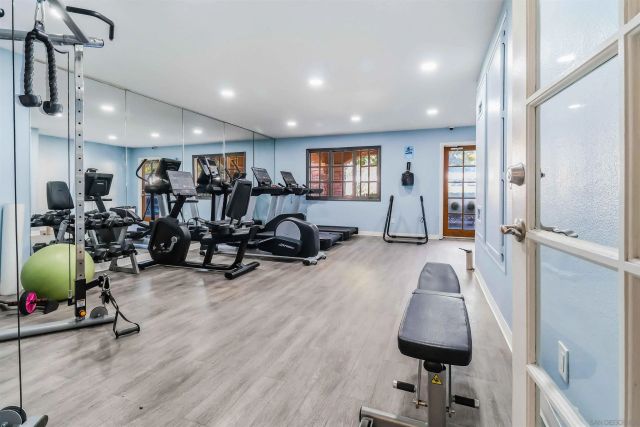 7160 Shoreline 4211, San Diego, CA 92121