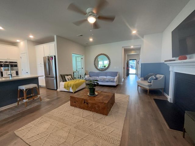 116 Cotton Blossom Wy Way, Summerville, SC 29485