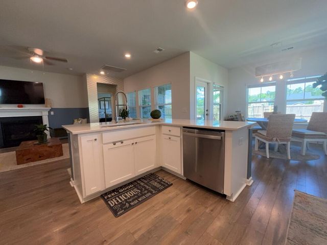 116 Cotton Blossom Wy Way, Summerville, SC 29485