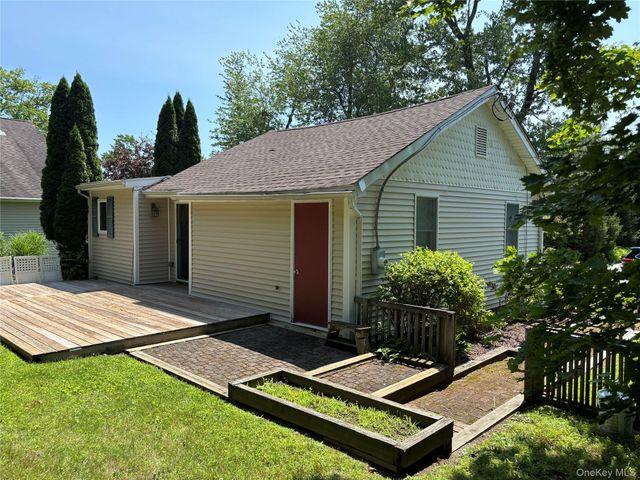 72 Vails Lake Shore Drive, Brewster, NY 10509