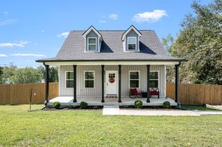 114 Polk St, Cornersville, TN 37047