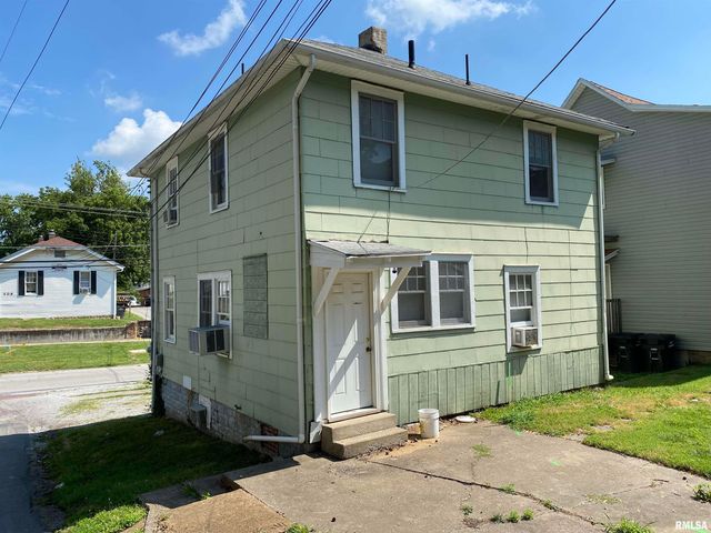 403 W CHERRY Street, Carbondale, IL 62901