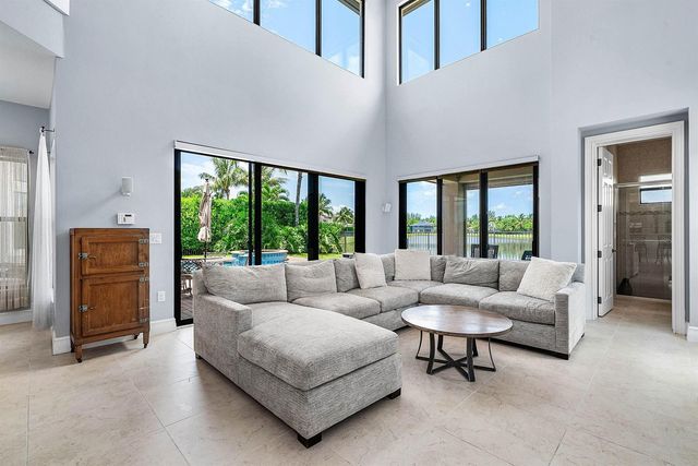 16884 Strasbourg Lane, Delray Beach, FL 33446