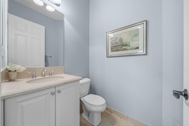 16884 Strasbourg Lane, Delray Beach, FL 33446