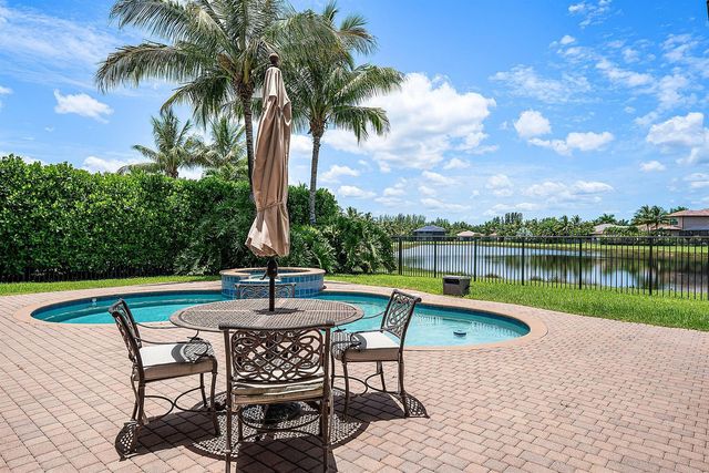16884 Strasbourg Lane, Delray Beach, FL 33446