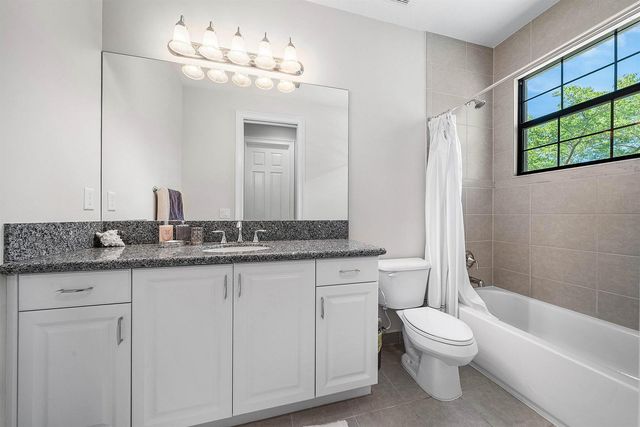 16884 Strasbourg Lane, Delray Beach, FL 33446