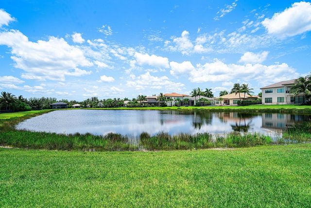 16884 Strasbourg Lane, Delray Beach, FL 33446