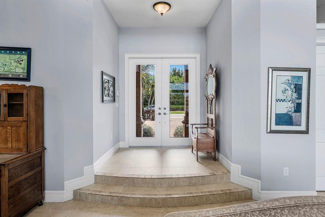 16884 Strasbourg Lane, Delray Beach, FL 33446