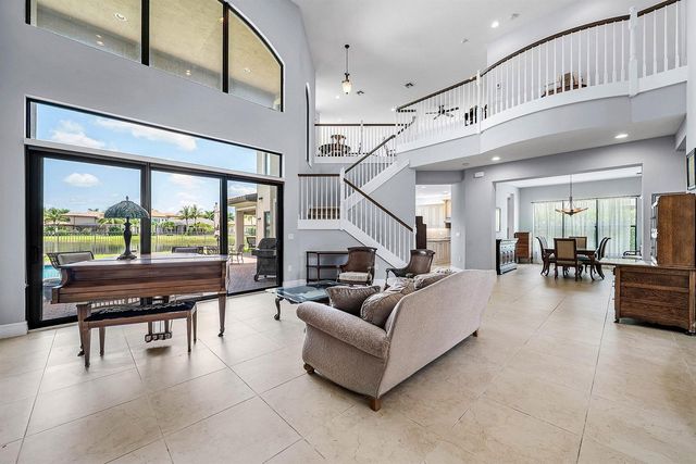 16884 Strasbourg Lane, Delray Beach, FL 33446