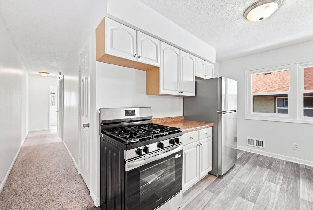 518 37th Avenue NE, Minneapolis, MN 55421 — photo 4
