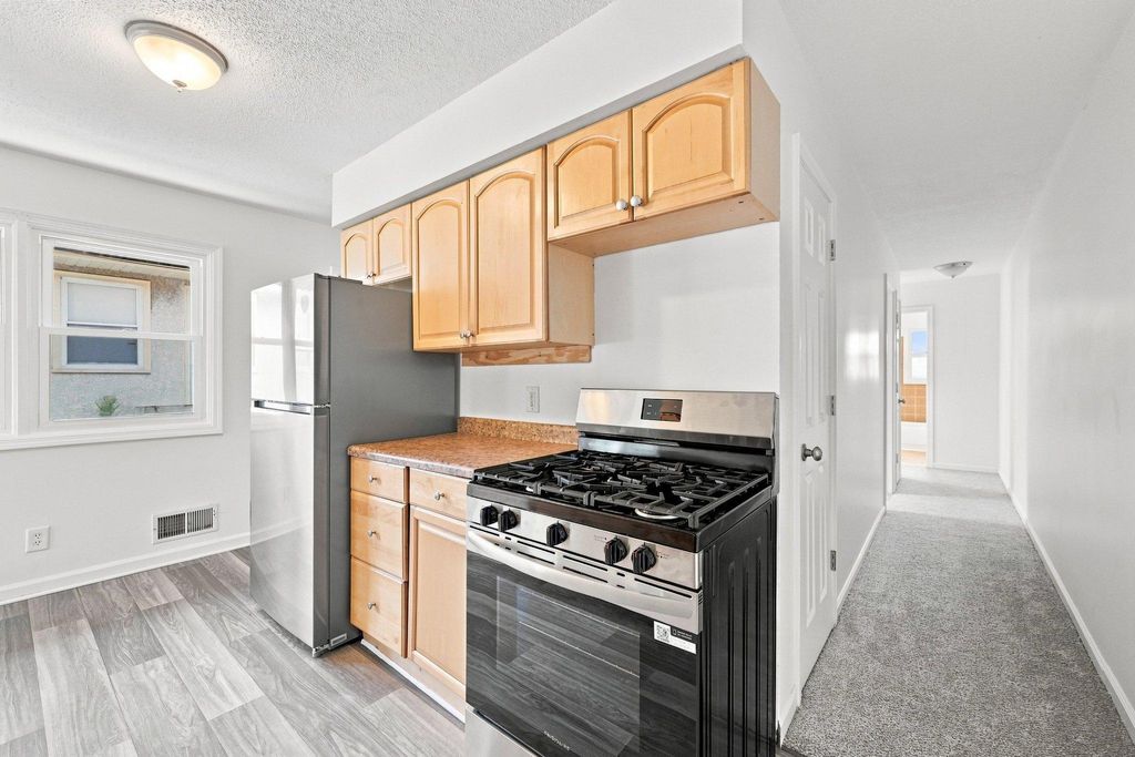 518 37th Avenue NE, Minneapolis, MN 55421 — photo 5