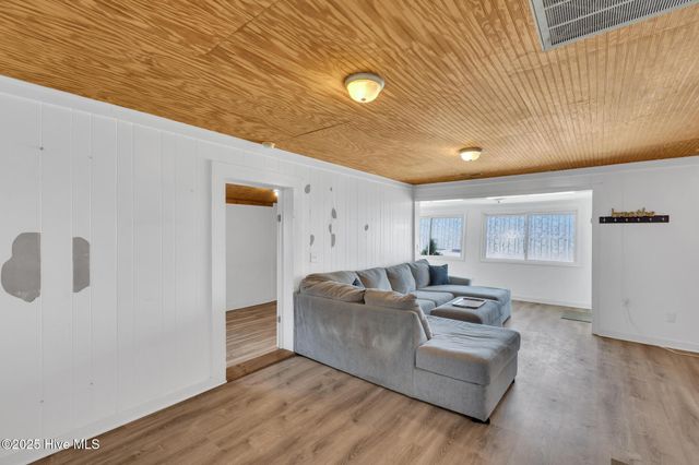 621 N New River Drive A, Surf City, NC 28445