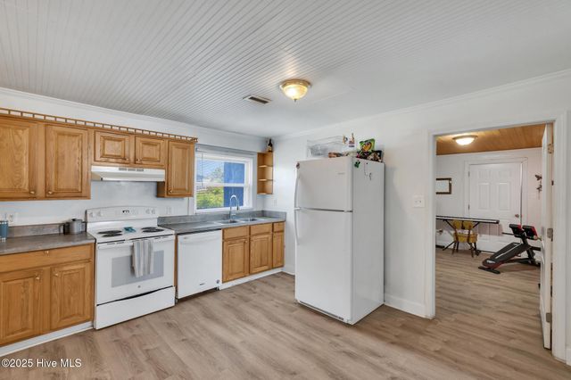 621 N New River Drive A, Surf City, NC 28445