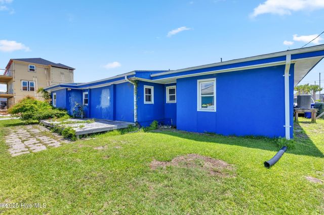 621 N New River Drive A, Surf City, NC 28445
